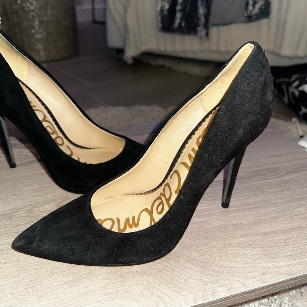 Sam Edelman Black Suede Danna Pointed Toe Heels